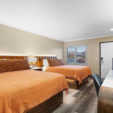 Santa Clarita Motel - Near Six Flags Magic Mountain - Valencia Dış mekan fotoğraf